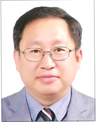 윤여명