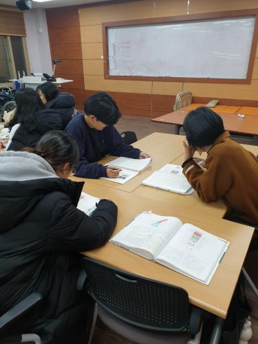 「2018학년도 11/27 전공동아리 High Brain OT 그룹스터디」의 썸네일