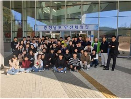 「2019년 1학년 대상 소방체험 현장견학」의 썸네일