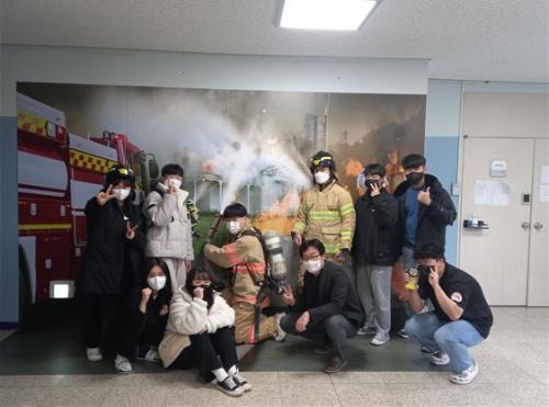 「2021 창업동아리 3D 벽화」의 썸네일