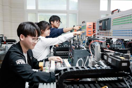 「전기전자공학과」의 썸네일