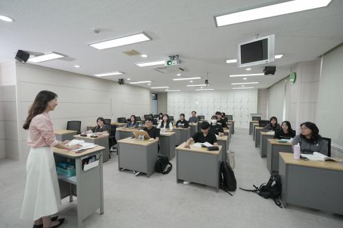 Thumbnail of ＂자치행정학과_주간(2년제)＂