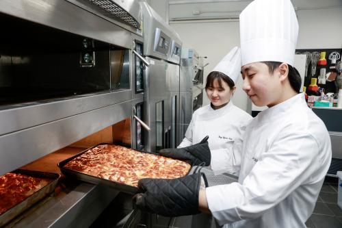   “교수님과 함께 면접장에”…충남도립대 호텔조리제빵학과 6명 동시 합격